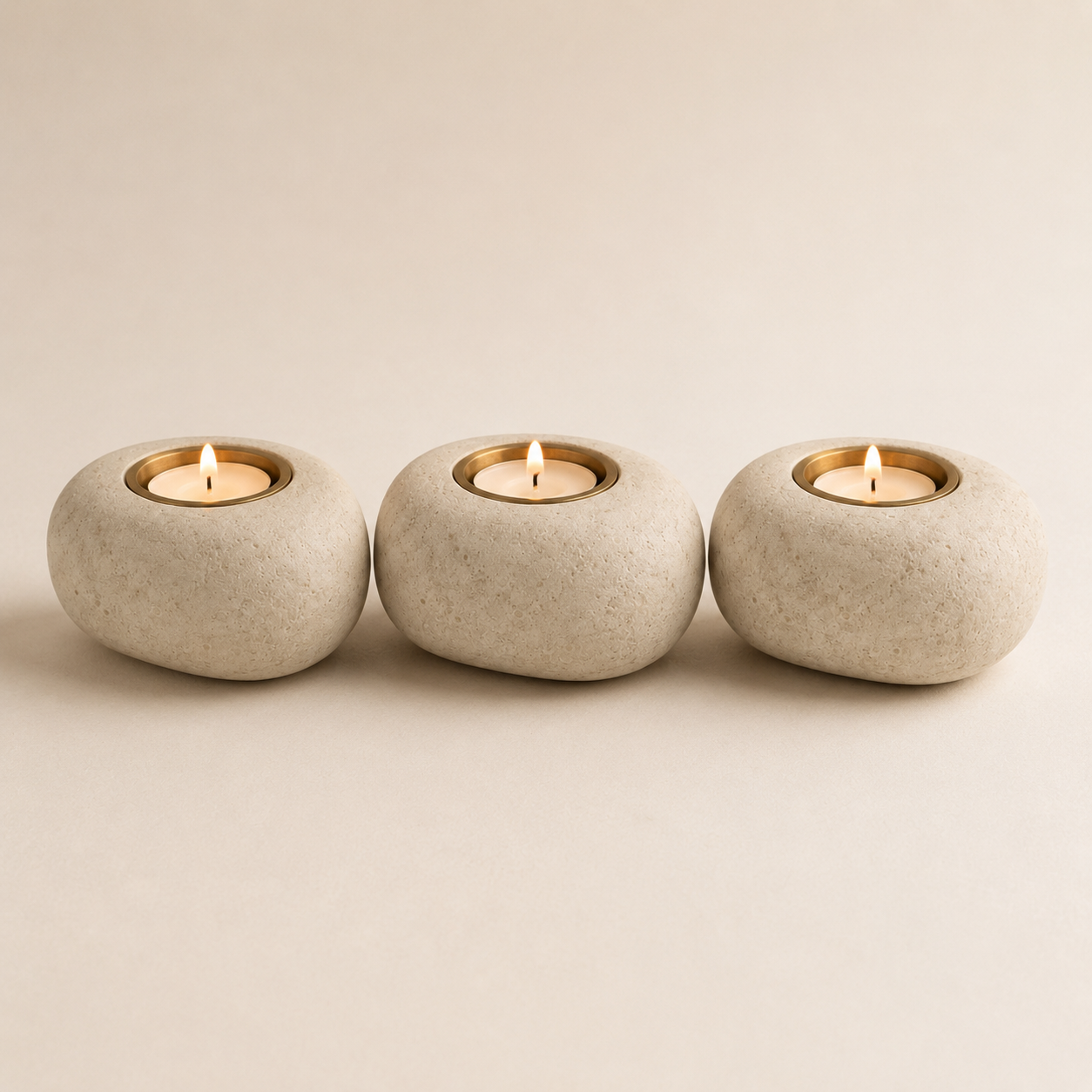 Ossa Cairn Candleholder