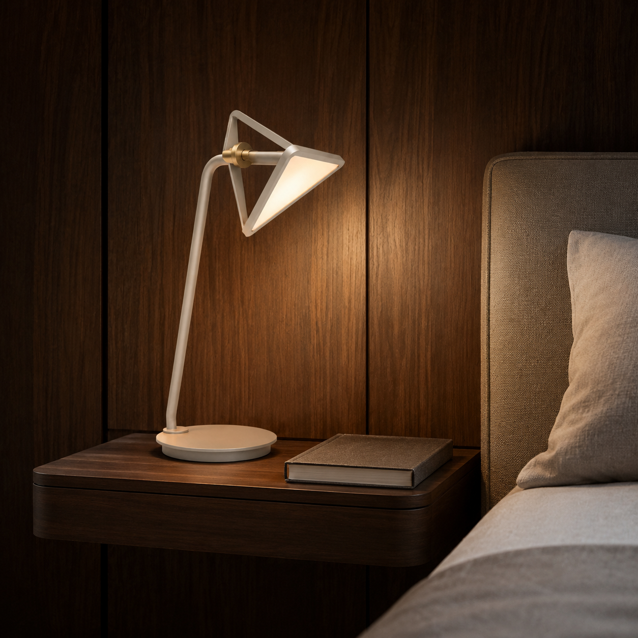 Cael Prism Task Lamp